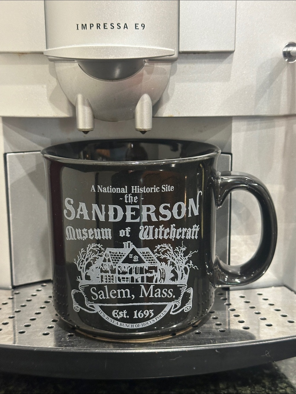 Disney HOCUS POCUS Sanderson Museum of Witchcraft Salem Mass Black coffee Mug